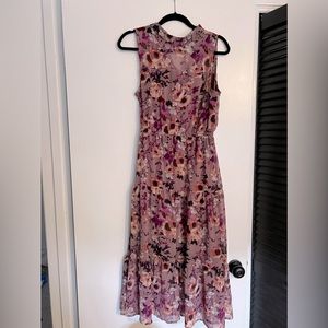 Pretty floral midi dress